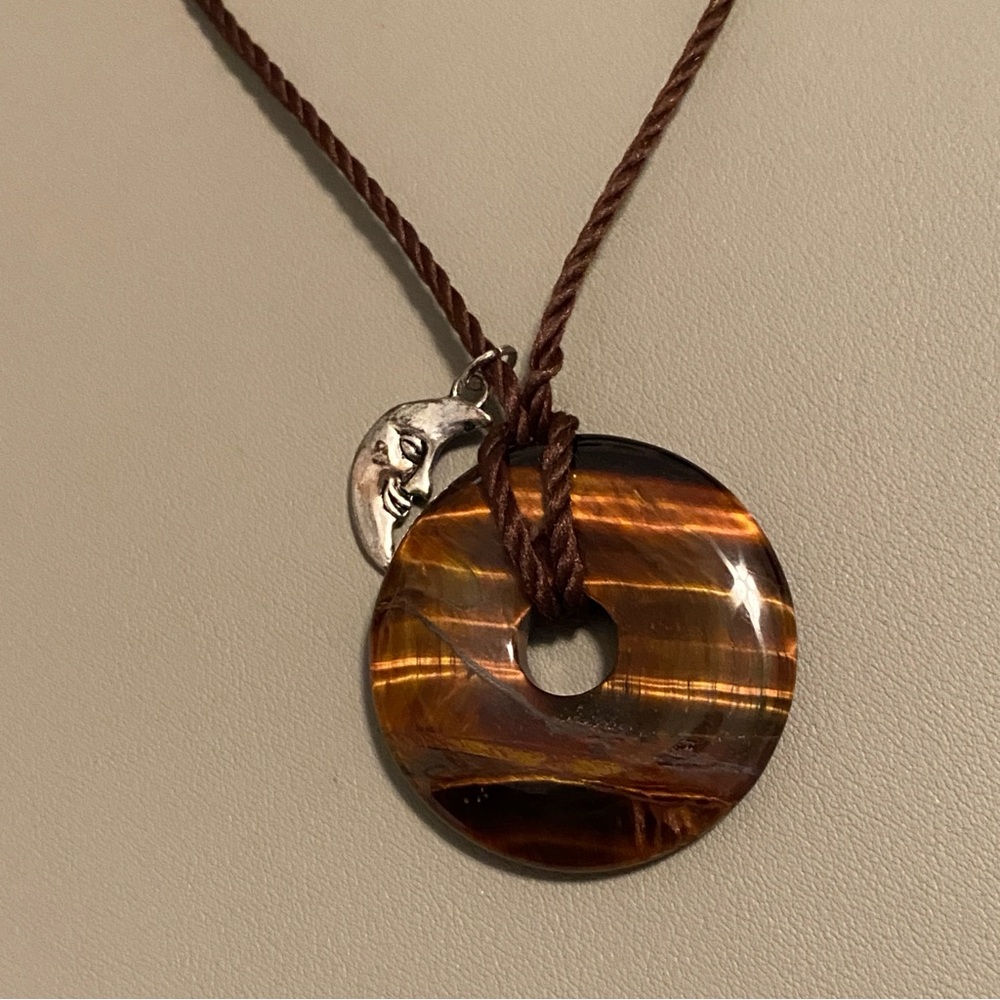 Tiger's Eye 🌜 Donut Stone Pendant Moon Charm Necklace Choker